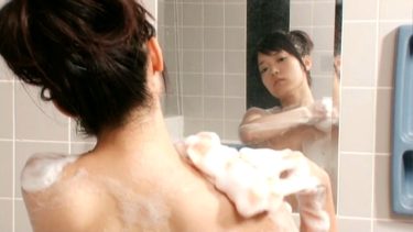 ロ○美乳をイヤラ視○！ 赤根京