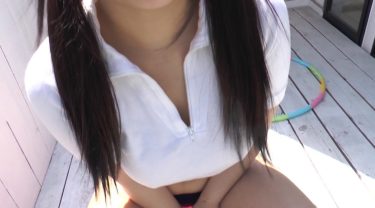 ハレンチBODY Gカップの胸が張り裂けそうな新人爆乳アイドルが極上ボディ引っ提げて衝撃のグラビアデビュー SAYACA