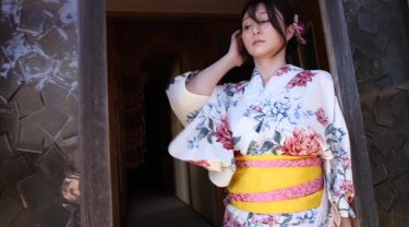 東実果／forbidden fruit －静かにほどける－